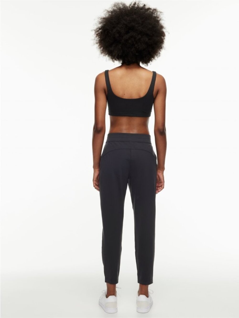 Aritzia The Group by Babaton Black Weekender Pant size M - Picture 3 of 9